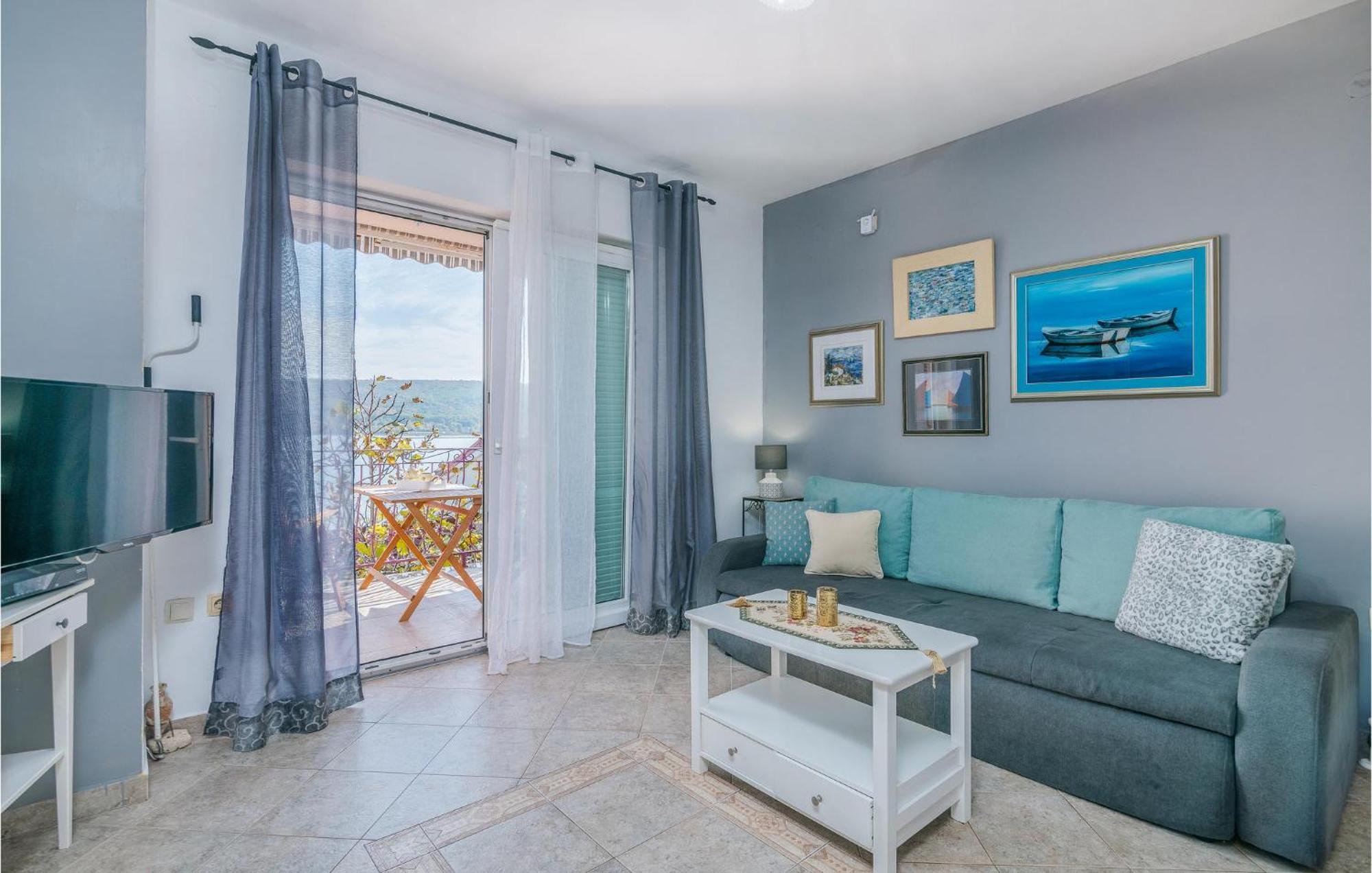 Gorgeous Apartment In Cizici With House Sea View Exterior photo
